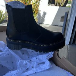 New Dr Martens Quad Size 11