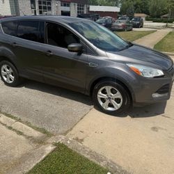 2013 Ford escape SE