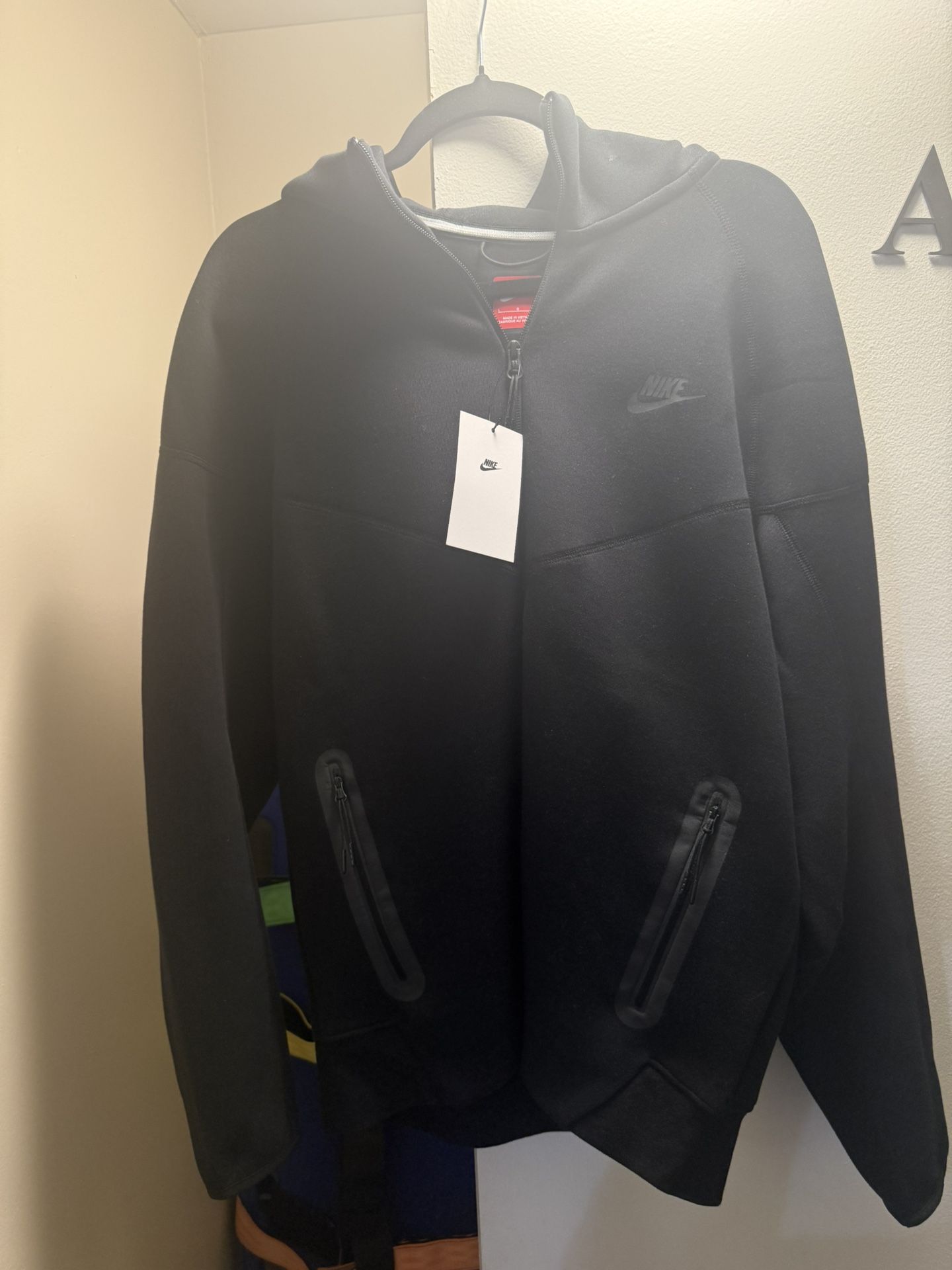 Nike Tech Fleece Hoodie - Black