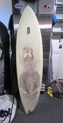 Nine lights surfboard
