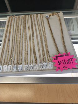14k10k gold necklace different prices grams layway available 10dwon if you interested please make sure you ask for Maribel thank you