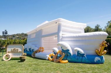 Inflatable Bounce house/ Boat