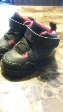 Baby girl shoe