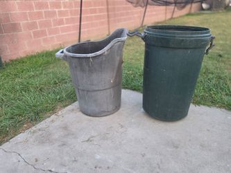 Yard Trash Cans