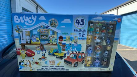 Bluey Friends And Family Beach Set Toys