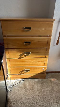 Dresser