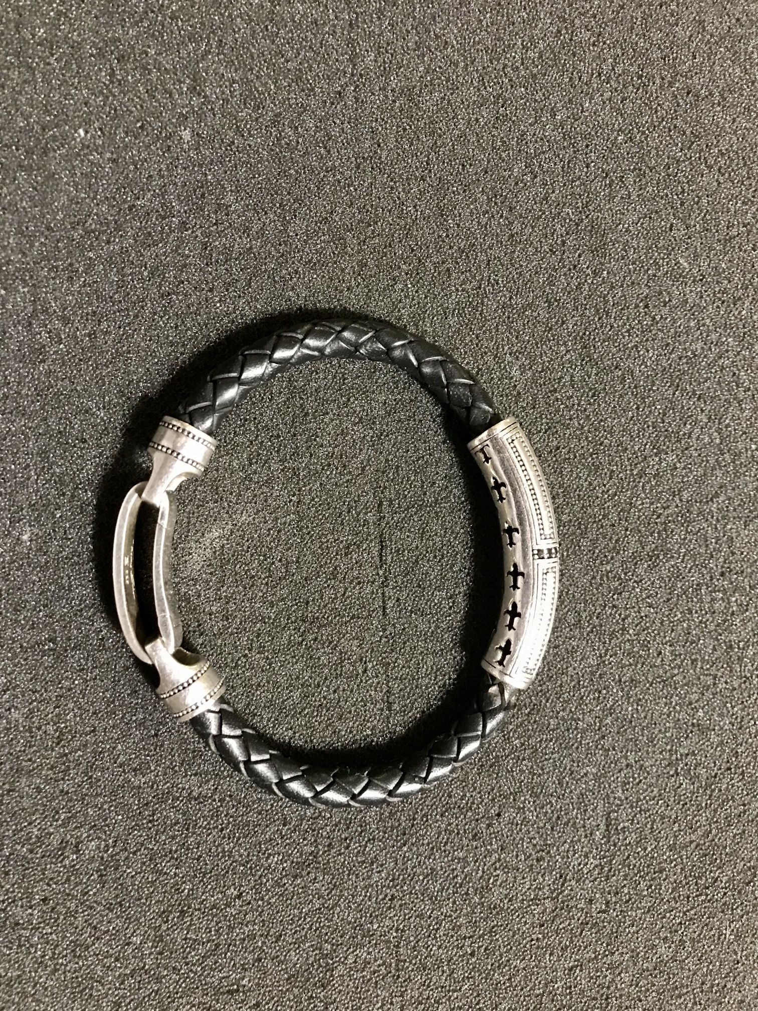 Men’s Thomas Sabot Silver, Stone & Leather Cross Bracelet