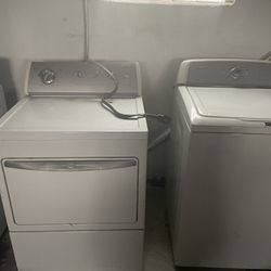 Dryers  And  Wacher And Frizzier 