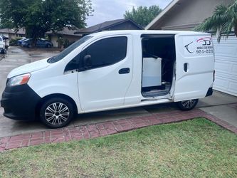 2014 Nissan Nv200