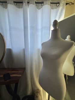 Mannequin for clothing/dresses
