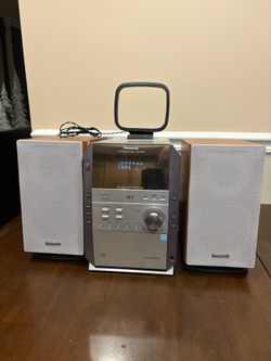 Panasonic SA-PM19 Stereo System w/ Speakers,Antenna Works Great No remote
