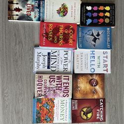 Books. ACOTAR, Hunger Games, etc 