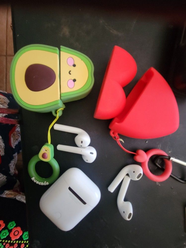 IPhone Ear Buds Everything $100