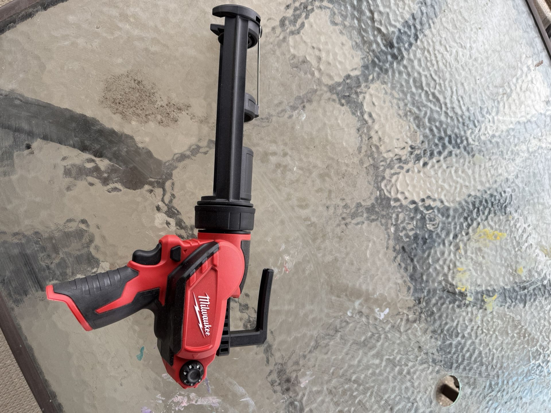 Milwaukee 2441-20 M12 10 oz Caulk Gun tool Only