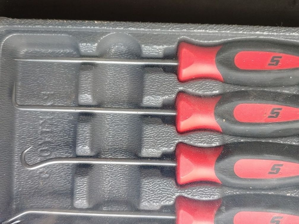 NEW SNAP ON PICK SET