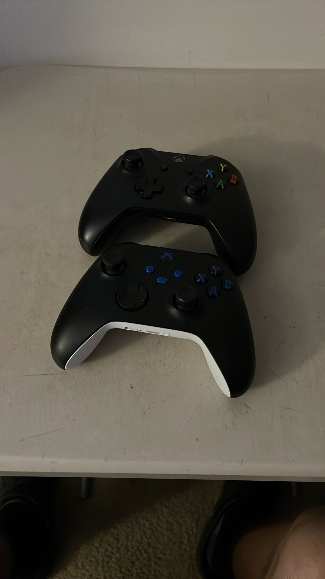 2 Xbox Controllers For Parts