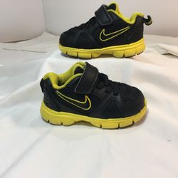 Toddler Nike Endurance Trainer Size 5C