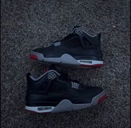 Air Jordan 4 Bred Sneakers