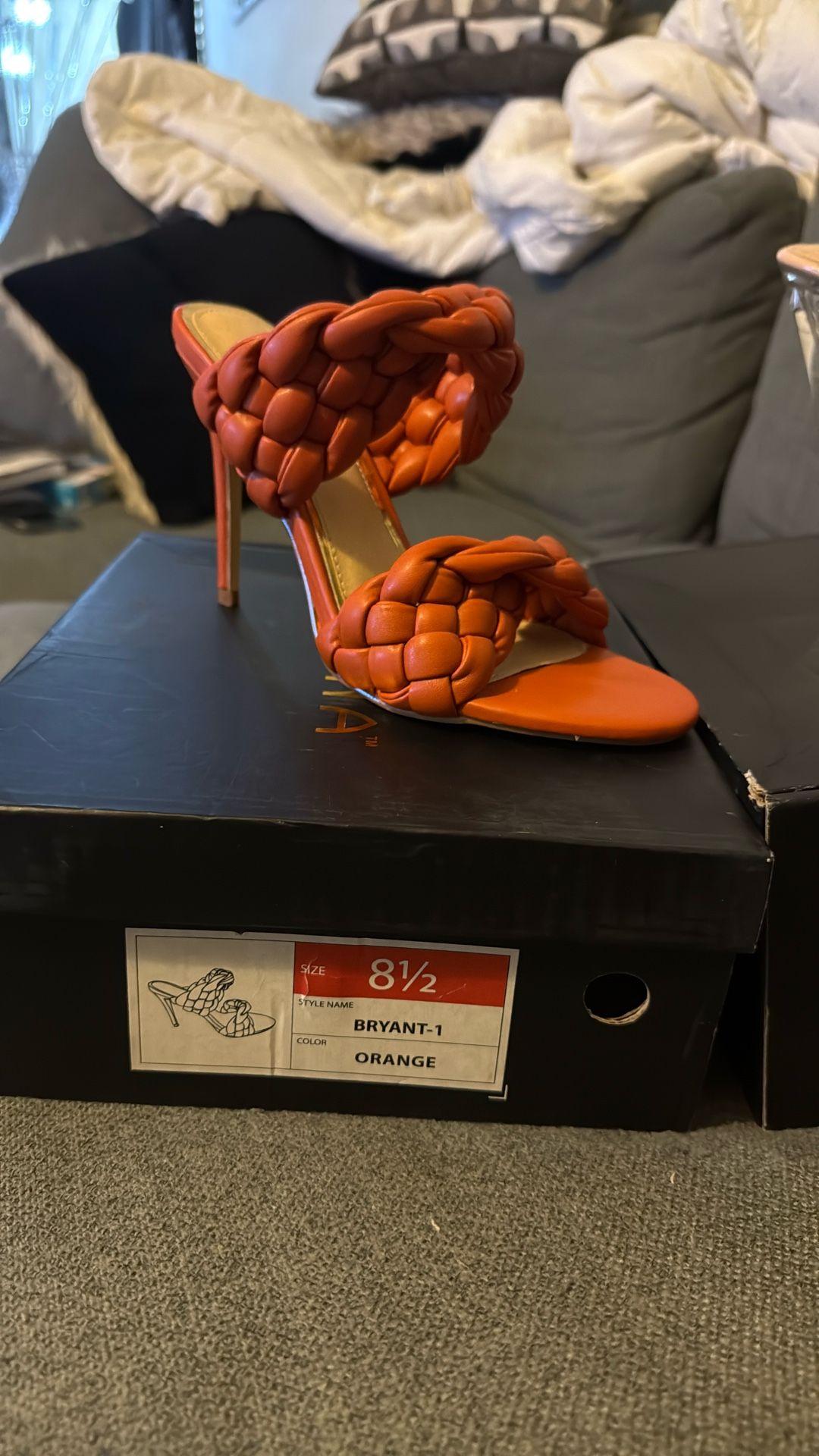 Orange Heel