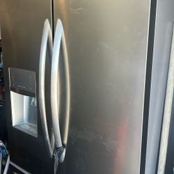 Frigidaire Gallery Refrigerator 