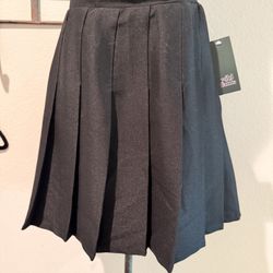 Wild Fable nwt Black Pleated Skirt Size M
