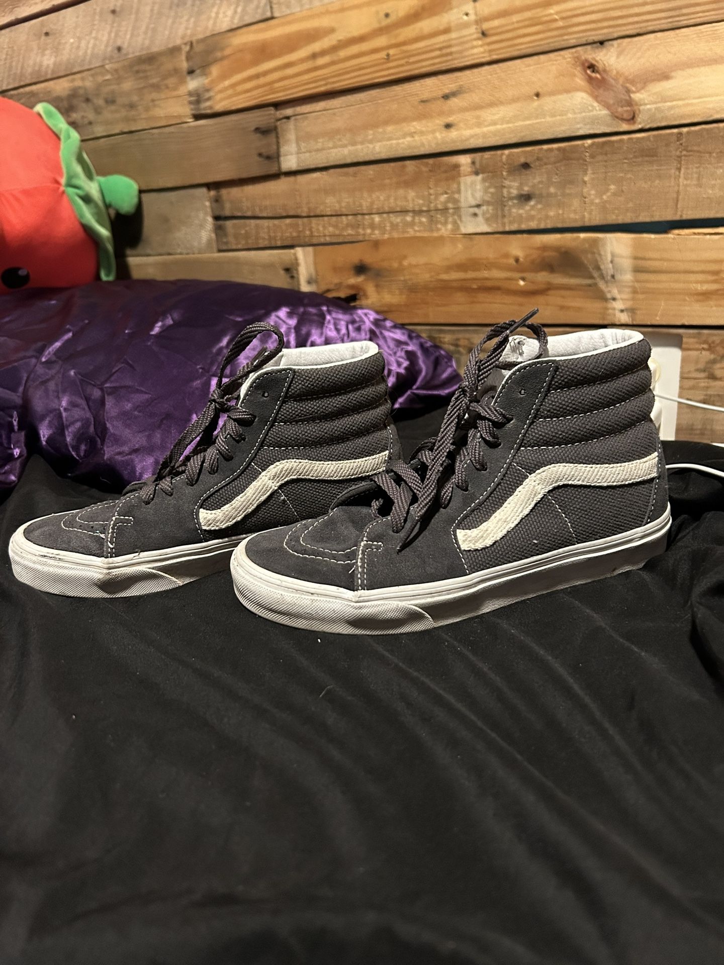 Vans Hightop Shoe