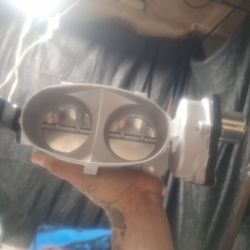 Throttle body. Make Me A Offer