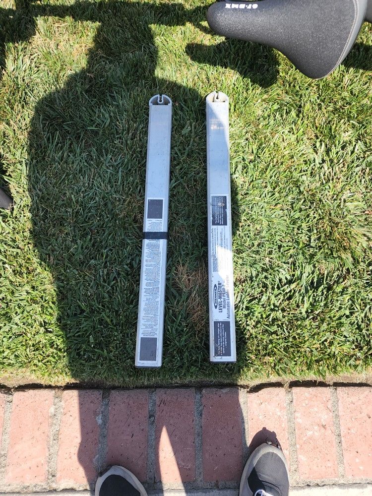 Ladder Leveler