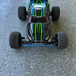 Traxxas Rustler VXL