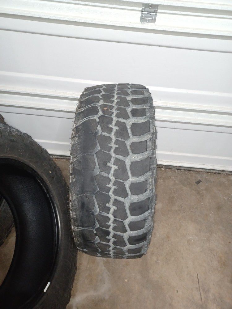 35 12.50 20 Tires
