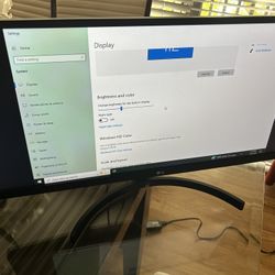 Lg 29wk500-p. 29 Inch Monitor