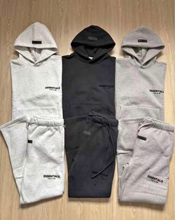 Essentials Set HOODIE/SWEATPANTS