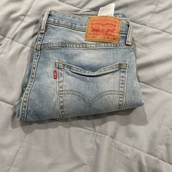 Mens Levi’s 502s 32 X 32