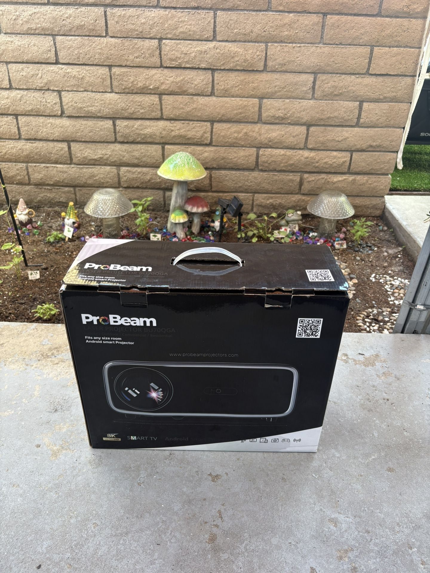 📽️ ProBeam BU700GA 4K Smart Android Projector – Excellent Condition!