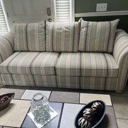 Macy’s Living Room Set 