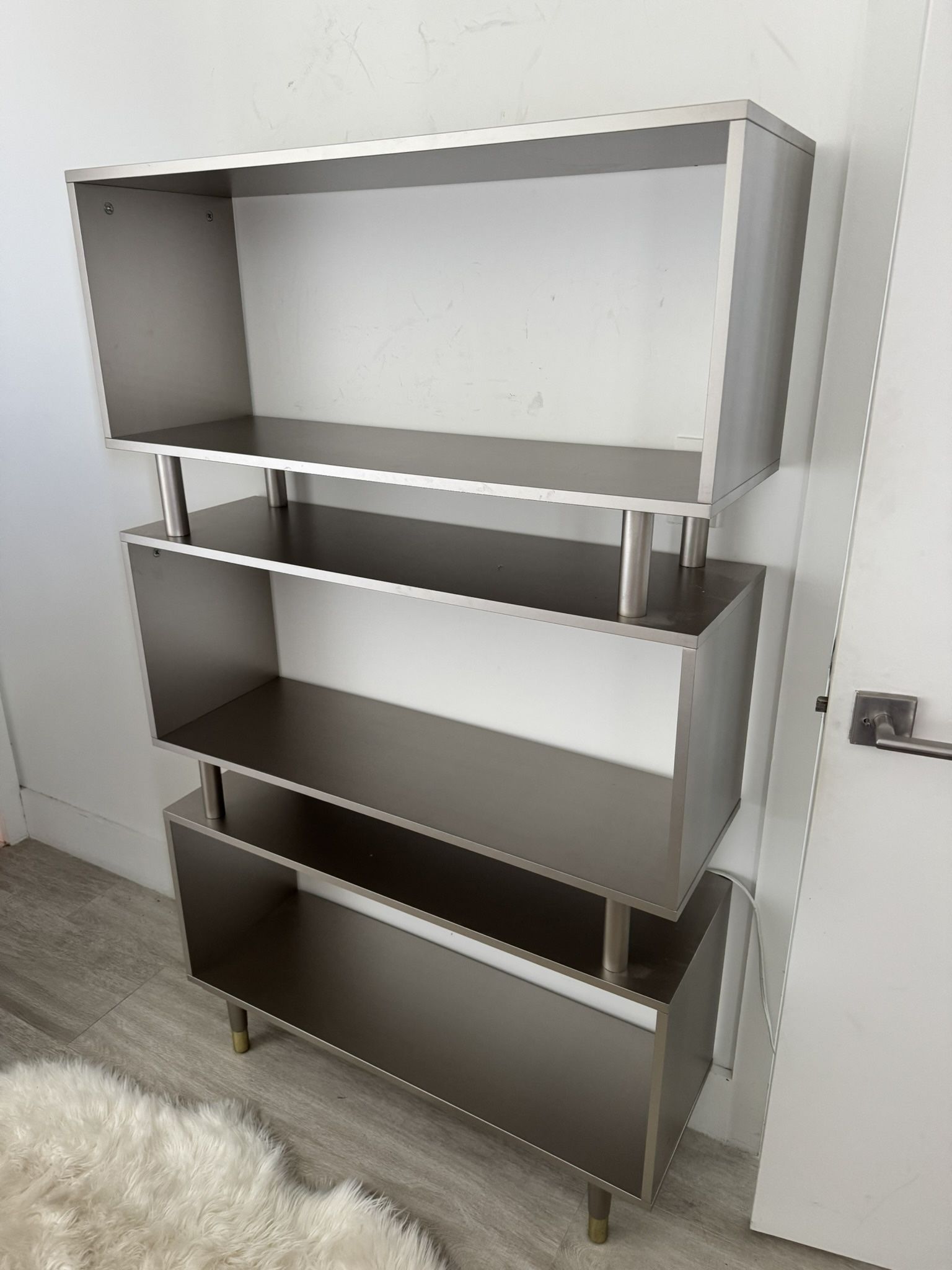 Bookshelf