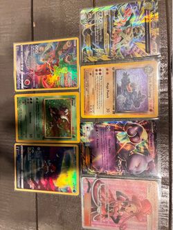 Selling Bundle of Pokemon Cards