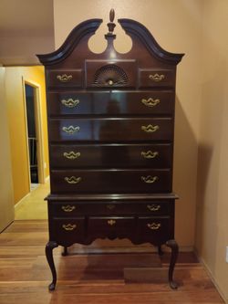 Thomasville Cherrywood Bedroom Set - 2 Dressers, Bed, Nightstand