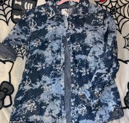 Girls clothing Justice denim floral patterned button up Top size 18