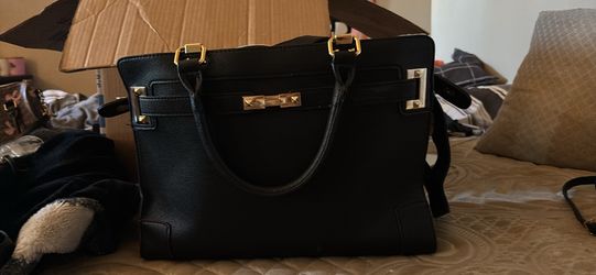 Big black purse with sheer sides