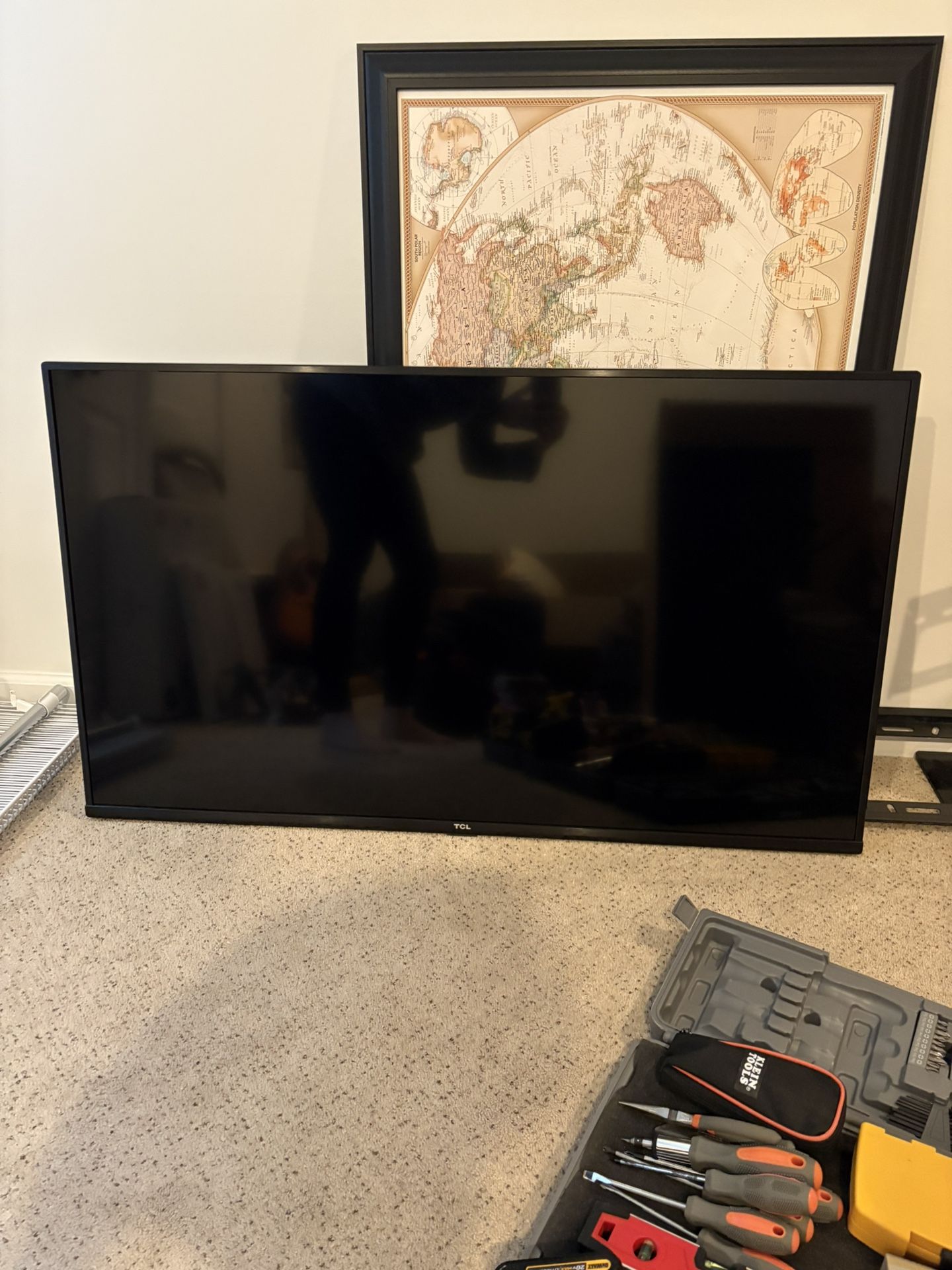 48in TLC TV - $100 OBO