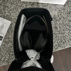Bose A20 Aviation Headset with Dual Cable & Bluetooth 