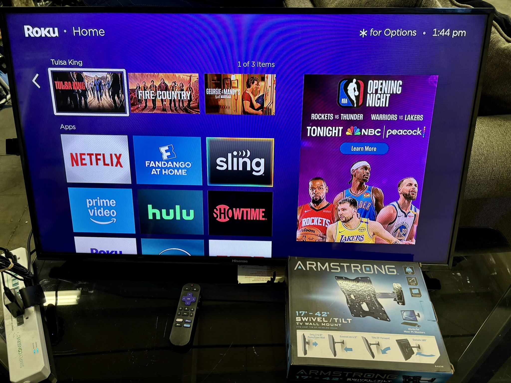 Hisense 40H3B 40" Class H3 Series - Full HD, LED TV - 1080p, 60Hz With Roku Box & New Wall Mount 