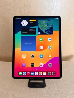 Apple iPad Pro 12.9” 4th Gen 128GB Wi-Fi + Cellular Silver + Logitech Case