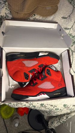 Worn twice raging bulls sz10