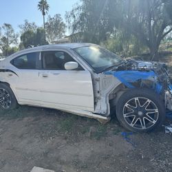 2007 Dodge Charger R/T Part Out