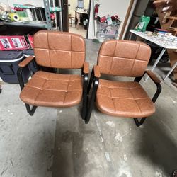 2 beautiful outside or inside chairs! 