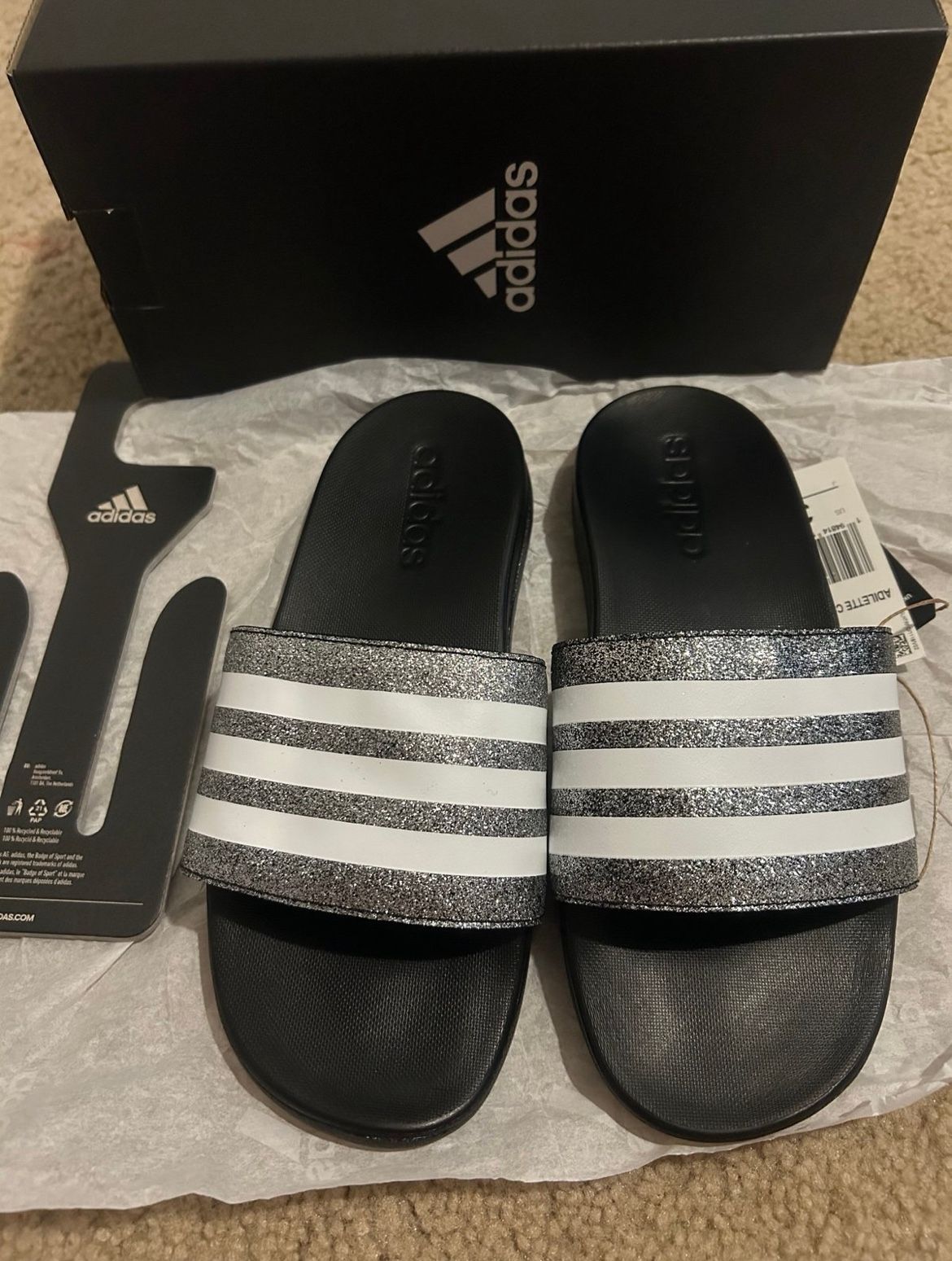 Adidas adilette comfort slides size 3