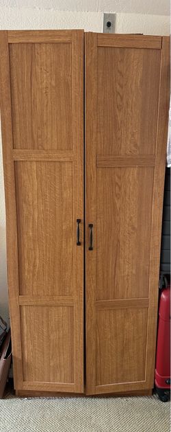 Light weight maple wardrobe