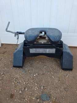Curt 25 6th wheel hitch